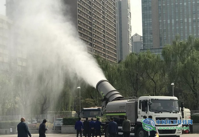 中联环境携多款环卫新品亮相长安　全方位服务美丽陕西